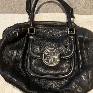 Tory Burch Amanda hobo bag